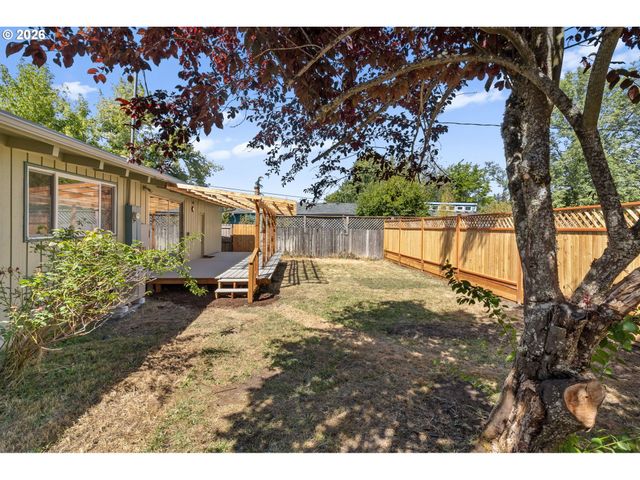 2485 JACKSON St, Eugene, OR 97405