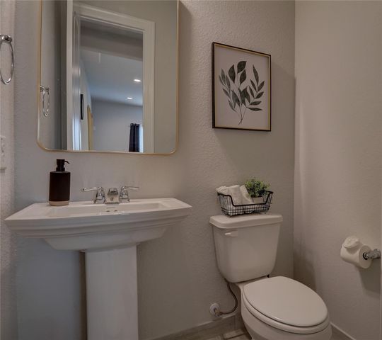 11002 Crescent Light Way, Houston, TX 77043
