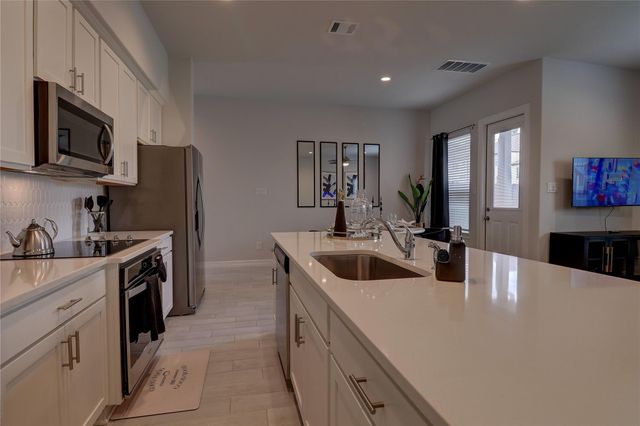 11002 Crescent Light Way, Houston, TX 77043