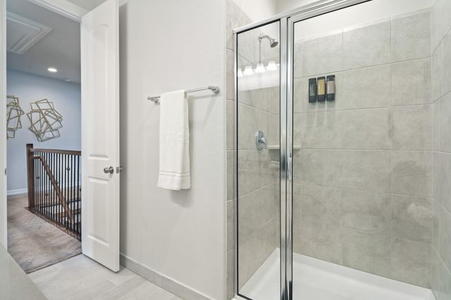 11002 Crescent Light Way, Houston, TX 77043