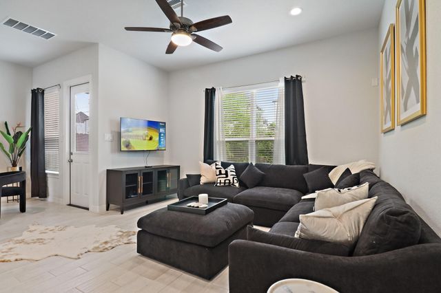11002 Crescent Light Way, Houston, TX 77043