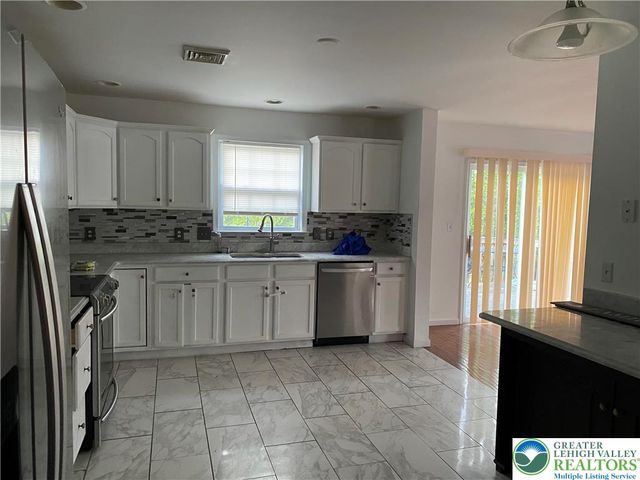 4141 Walter Road, Bethlehem Twp, PA 18020