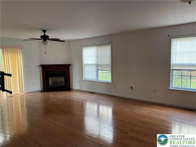 4141 Walter Road, Bethlehem Twp, PA 18020