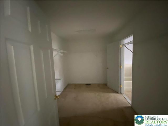 4141 Walter Road, Bethlehem Twp, PA 18020