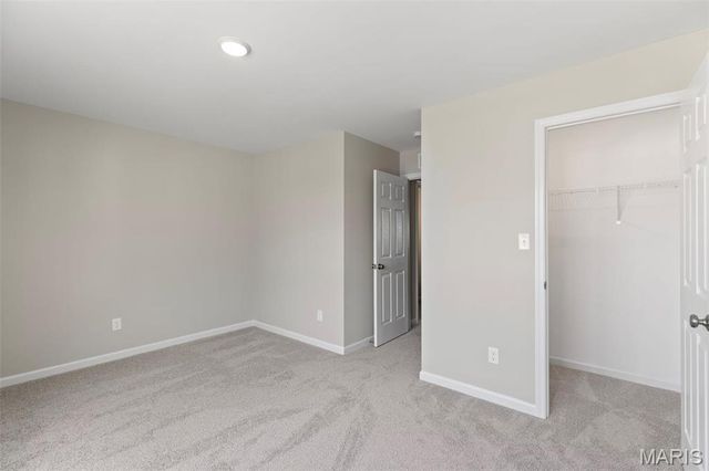 12 Fairmount Grove Drive, St Peters, MO 63376