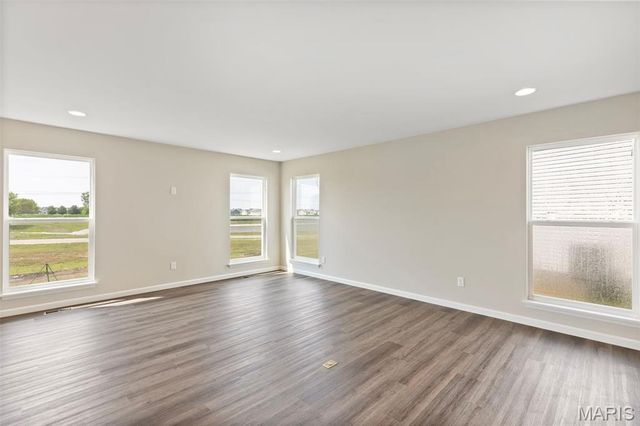 12 Fairmount Grove Drive, St Peters, MO 63376