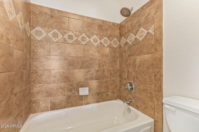 1002 W KELTON Lane, Phoenix, AZ 85023