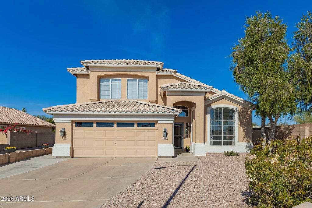 1002 W KELTON Lane, Phoenix, AZ 85023