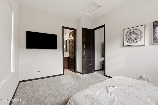 8384 N Movie Pass Trail, Tucson, AZ 85743