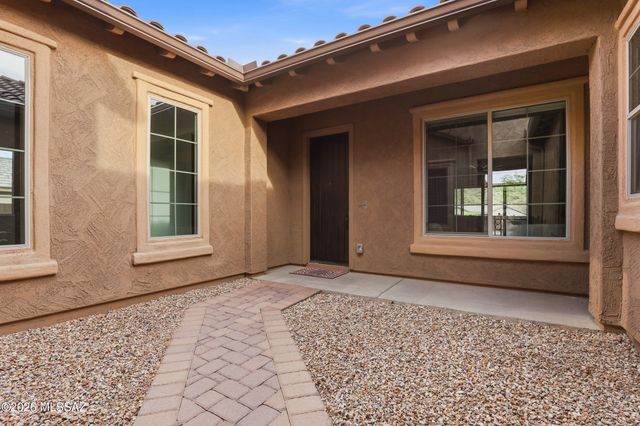 8384 N Movie Pass Trail, Tucson, AZ 85743
