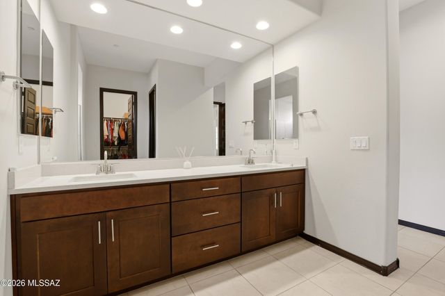 8384 N Movie Pass Trail, Tucson, AZ 85743