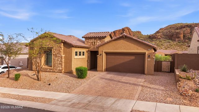 8384 N Movie Pass Trail, Tucson, AZ 85743