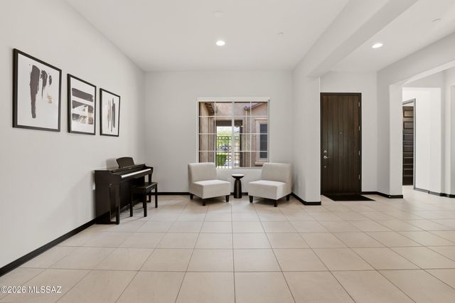 8384 N Movie Pass Trail, Tucson, AZ 85743