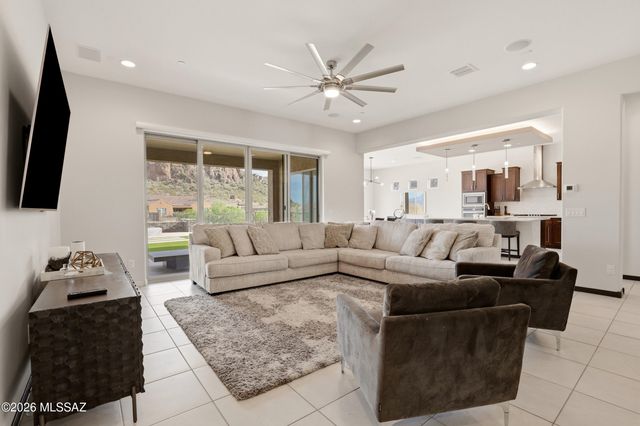 8384 N Movie Pass Trail, Tucson, AZ 85743