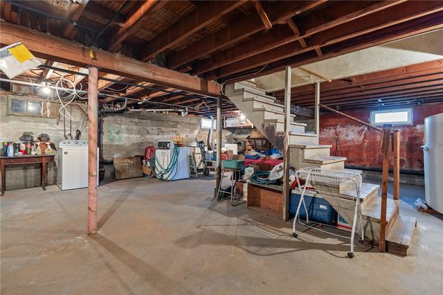 75 Dale Avenue, Cranston, RI 02910