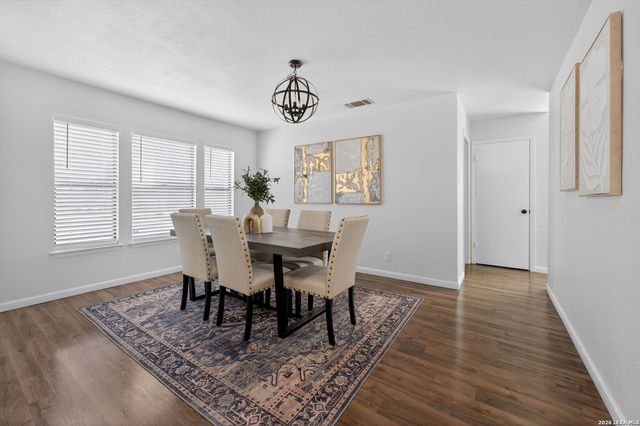 8001 Dove Trail, San Antonio, TX 78244