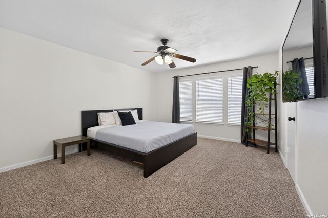 8001 Dove Trail, San Antonio, TX 78244