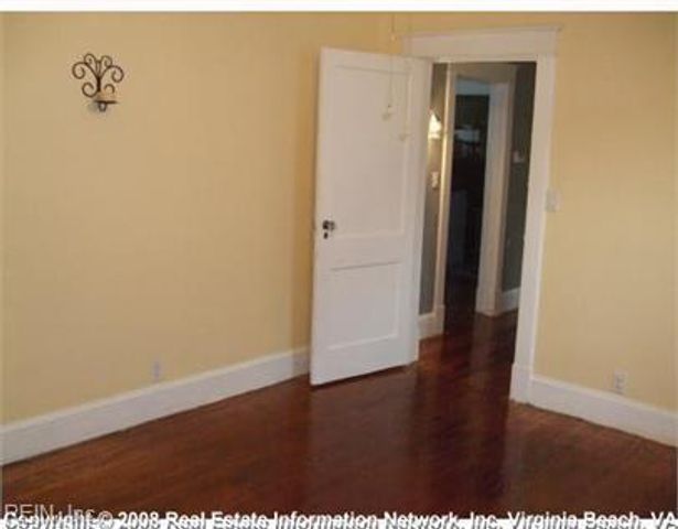 141 W Ocean AVE, Norfolk, VA 23503