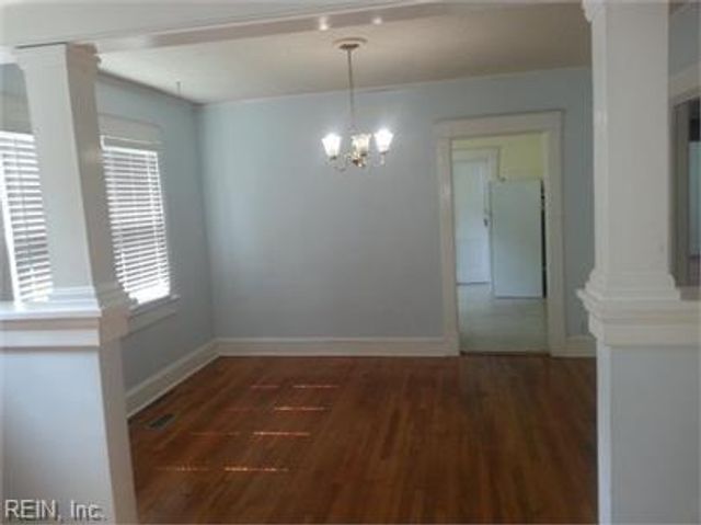 141 W Ocean AVE, Norfolk, VA 23503