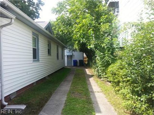 141 W Ocean AVE, Norfolk, VA 23503