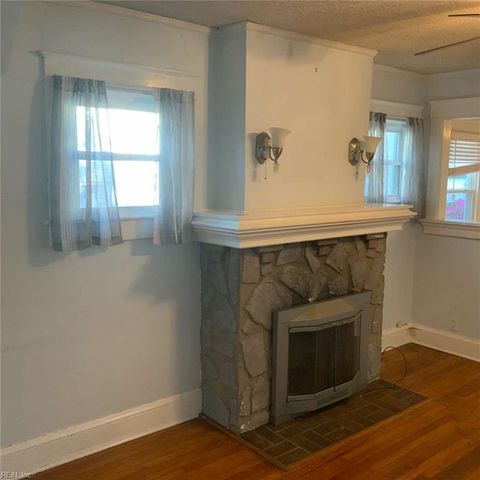 141 W Ocean AVE, Norfolk, VA 23503