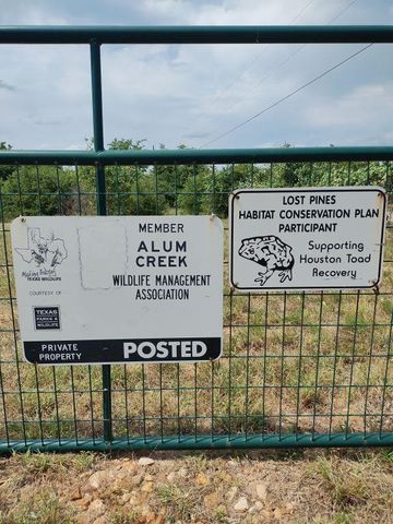 538 Cottletown RD, Smithville, TX 78957