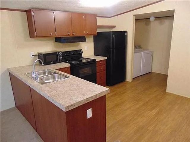 538 Cottletown RD, Smithville, TX 78957