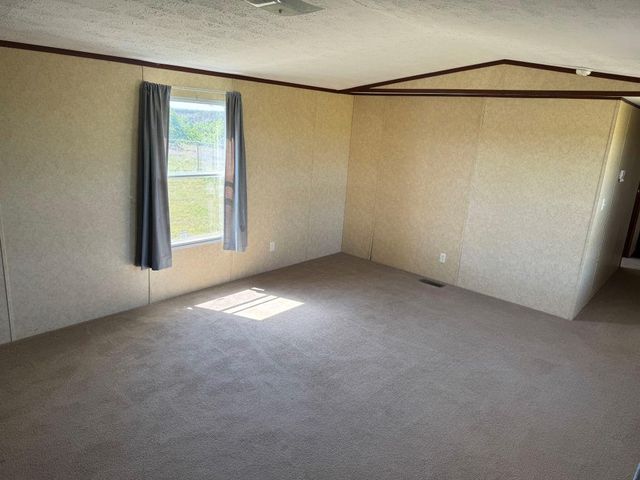 538 Cottletown RD, Smithville, TX 78957