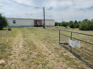 538 Cottletown RD, Smithville, TX 78957