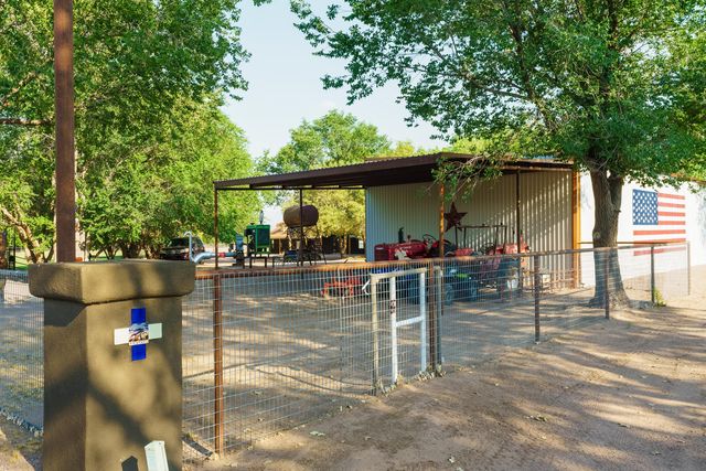 26 Schmittle Road, Socorro, NM 87801