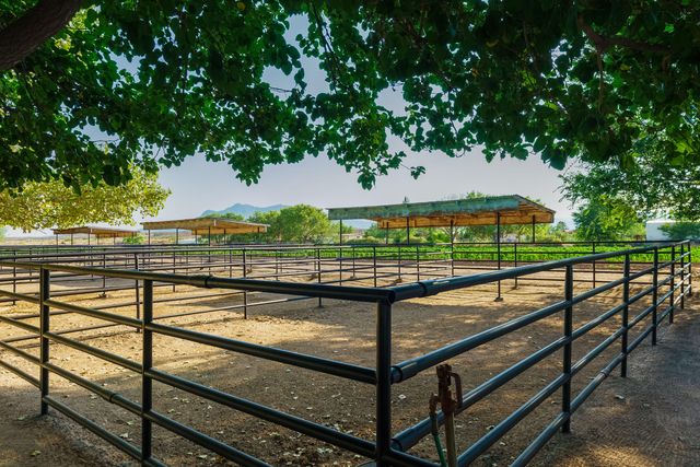 26 Schmittle Road, Socorro, NM 87801