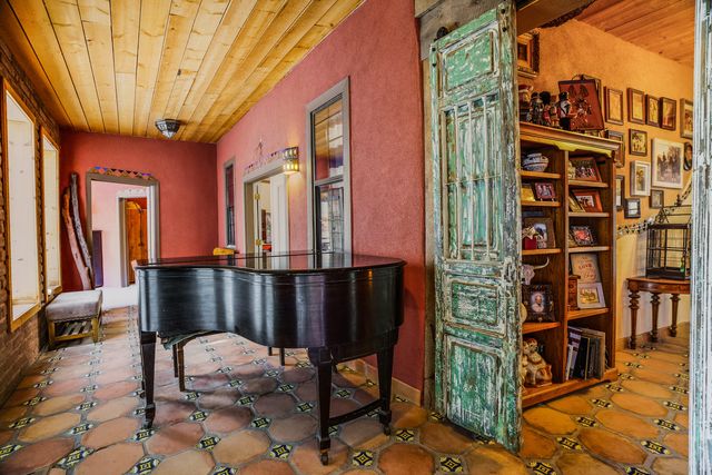 26 Schmittle Road, Socorro, NM 87801