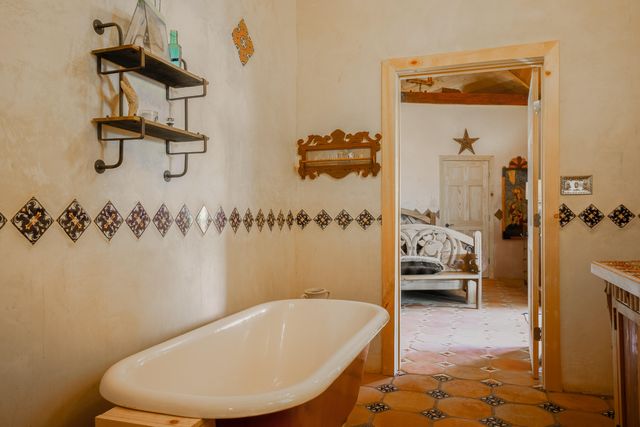 26 Schmittle Road, Socorro, NM 87801