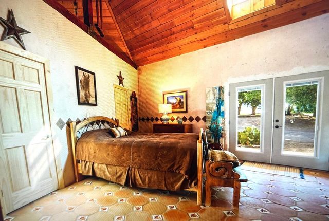 26 Schmittle Road, Socorro, NM 87801