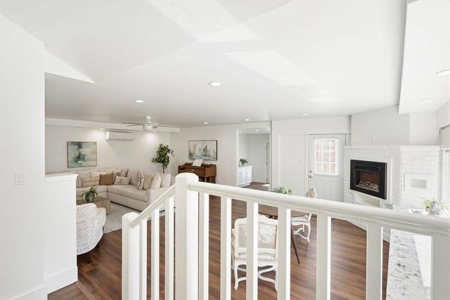 742 Santa Rita Way, Sacramento, CA 95864