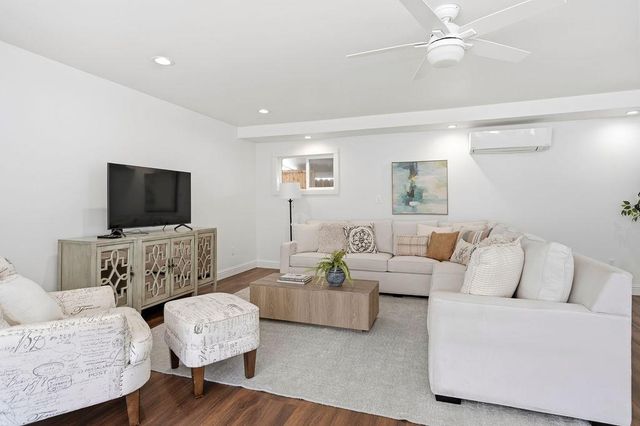742 Santa Rita Way, Sacramento, CA 95864