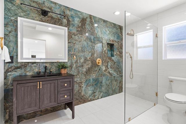 742 Santa Rita Way, Sacramento, CA 95864