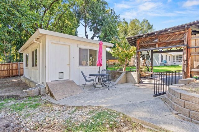 742 Santa Rita Way, Sacramento, CA 95864