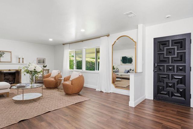 742 Santa Rita Way, Sacramento, CA 95864