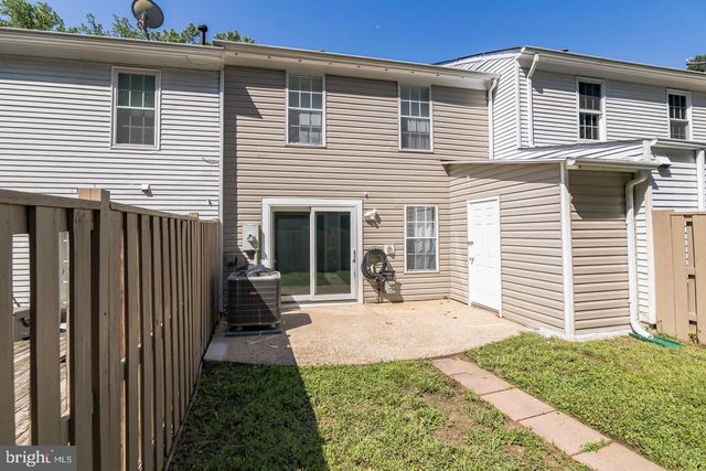 14081 FALLBROOK LN, Woodbridge, VA 22193