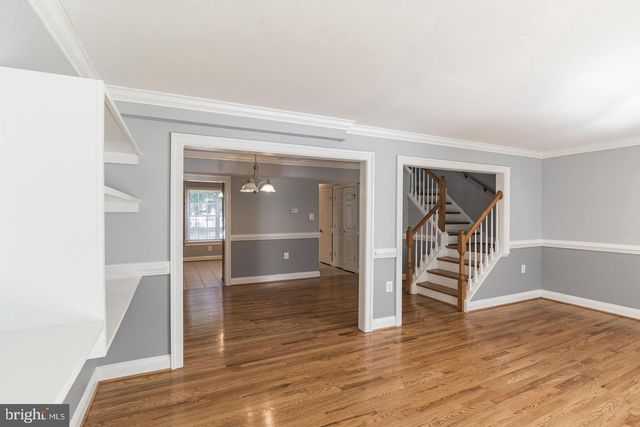 14081 FALLBROOK LN, Woodbridge, VA 22193