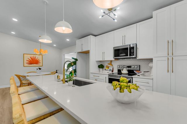 4747 N Constellation Drive, North Charleston, SC 29418
