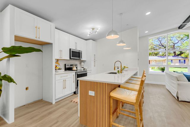 4747 N Constellation Drive, North Charleston, SC 29418