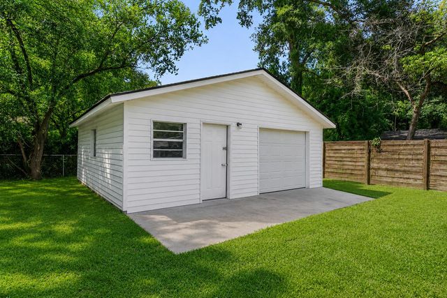 4747 N Constellation Drive, North Charleston, SC 29418