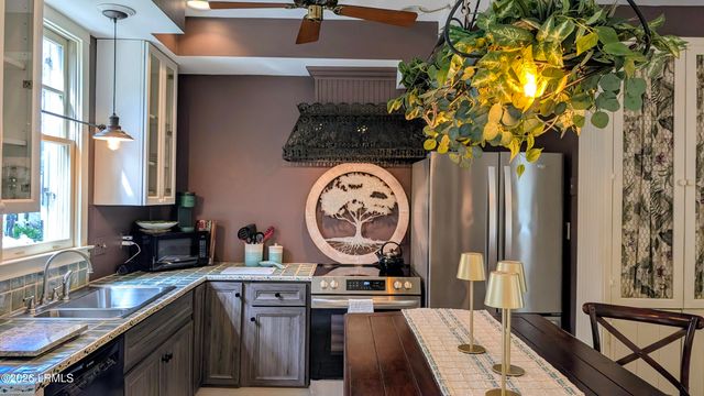 23 Waterside Drive, Beaufort, SC 29907