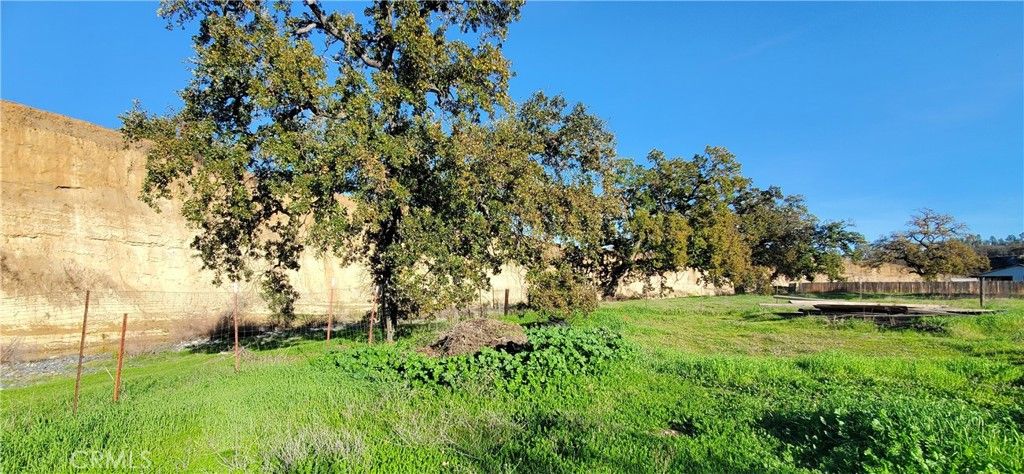 Image 1 of property listing at 7571 Pebble Beach, Corning, CA 96021