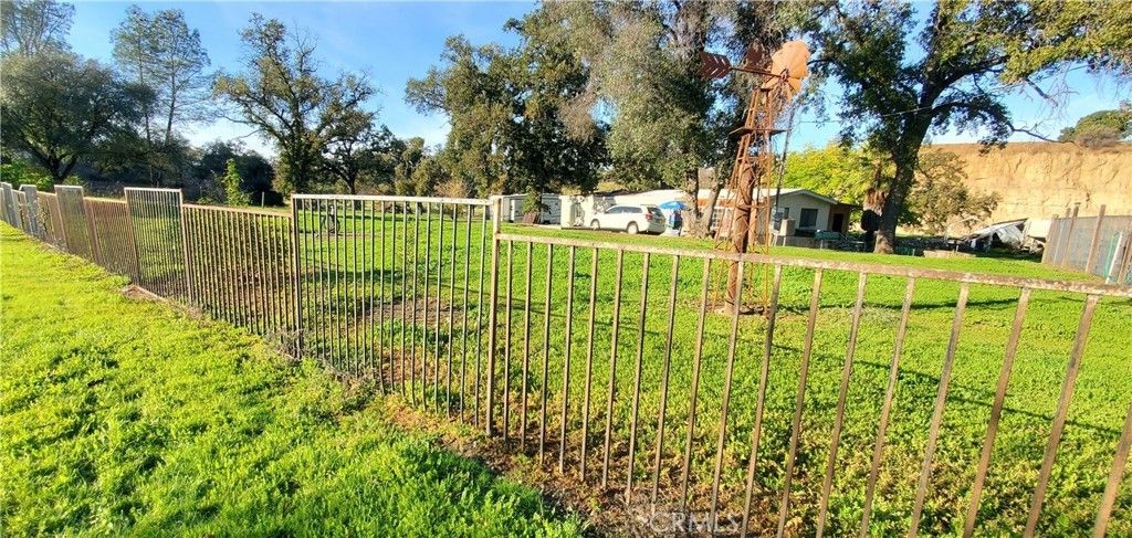 Image 15 of property listing at 7571 Pebble Beach, Corning, CA 96021