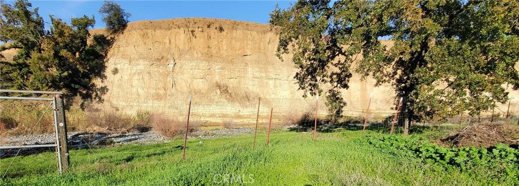 Image 4 of property listing at 7571 Pebble Beach, Corning, CA 96021