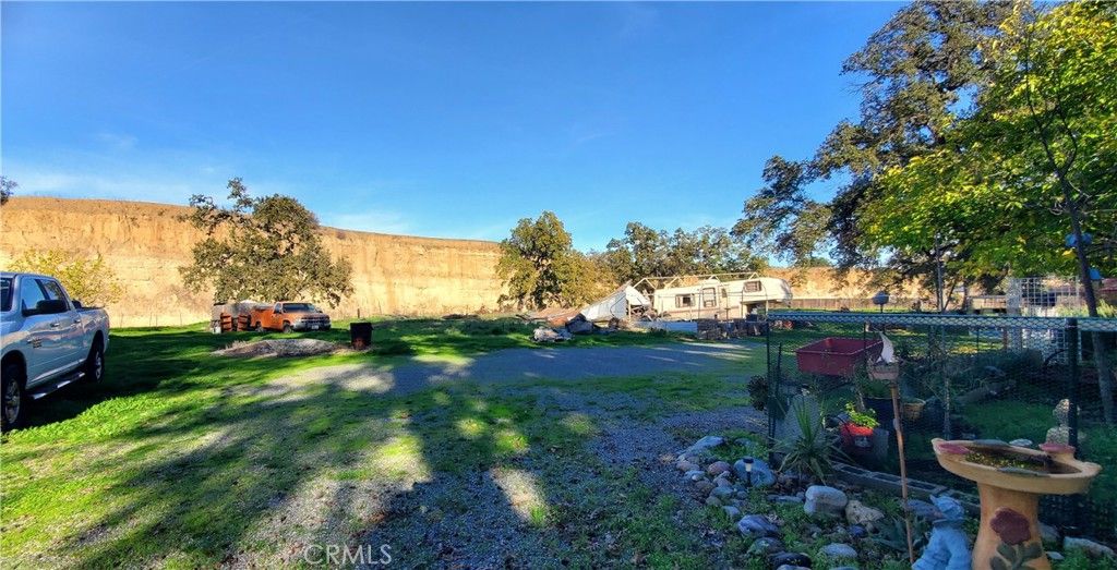 Image 8 of property listing at 7571 Pebble Beach, Corning, CA 96021