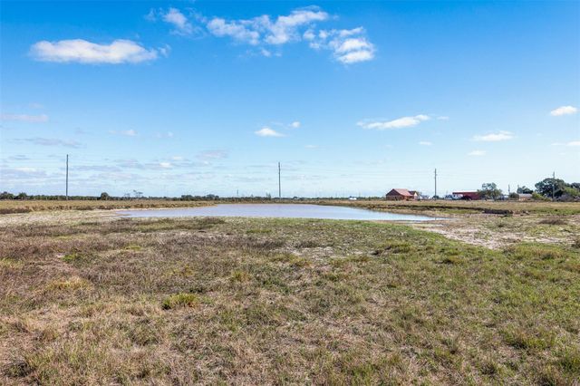 4231 Johnston Road, Wallis, TX 77485